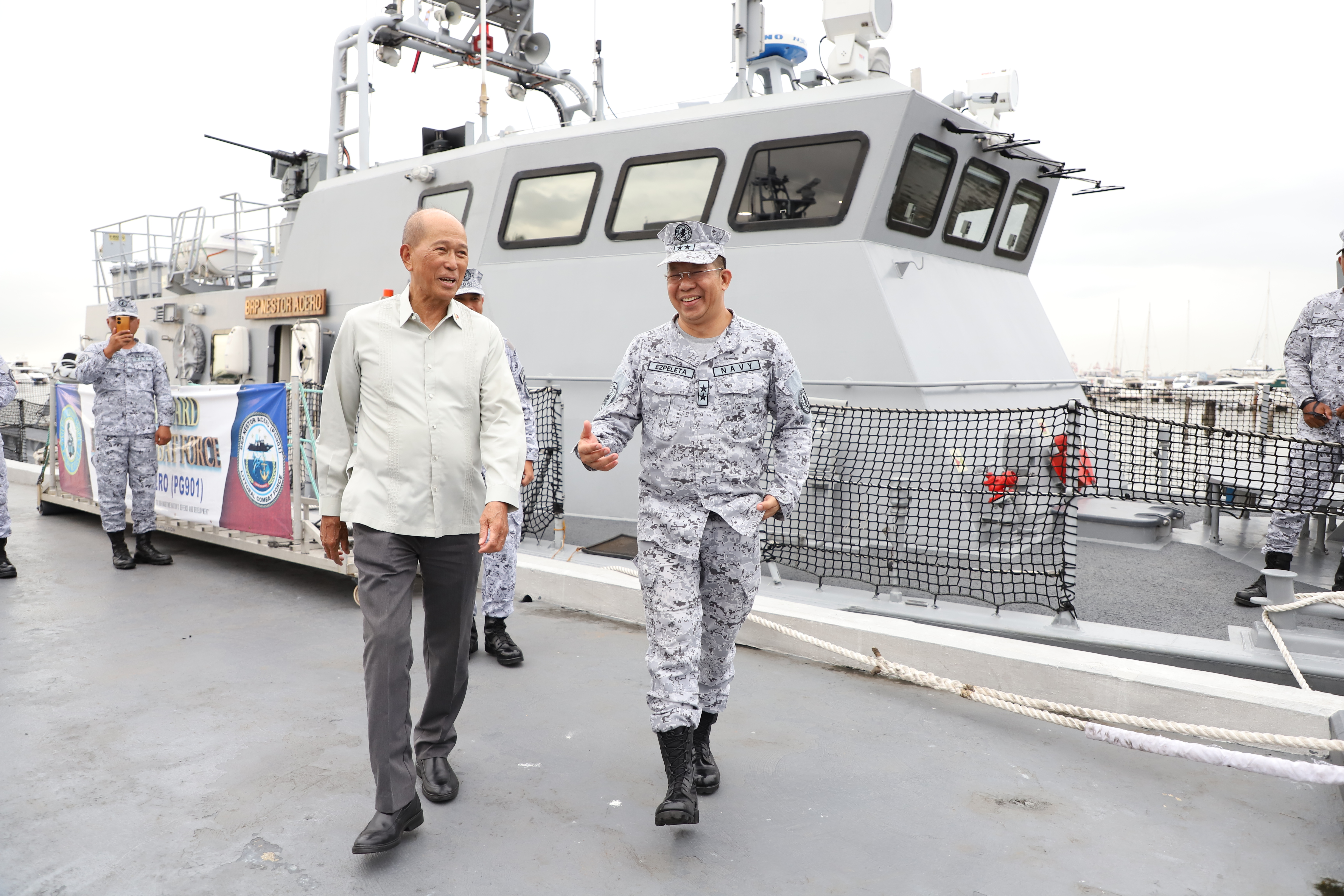 Photo caption: The BCDA leadership, led by Chairman Delfin N. Lorenzana (left), toured the BRP Lolinato To-ong (PG-902) and BRP Nestor Acero (PG-901), two of the Philippine Navy’s new patrol gunboats, which were among the nine fast craft ordered by the Philippine government as part of the AFP Modernization Program.
