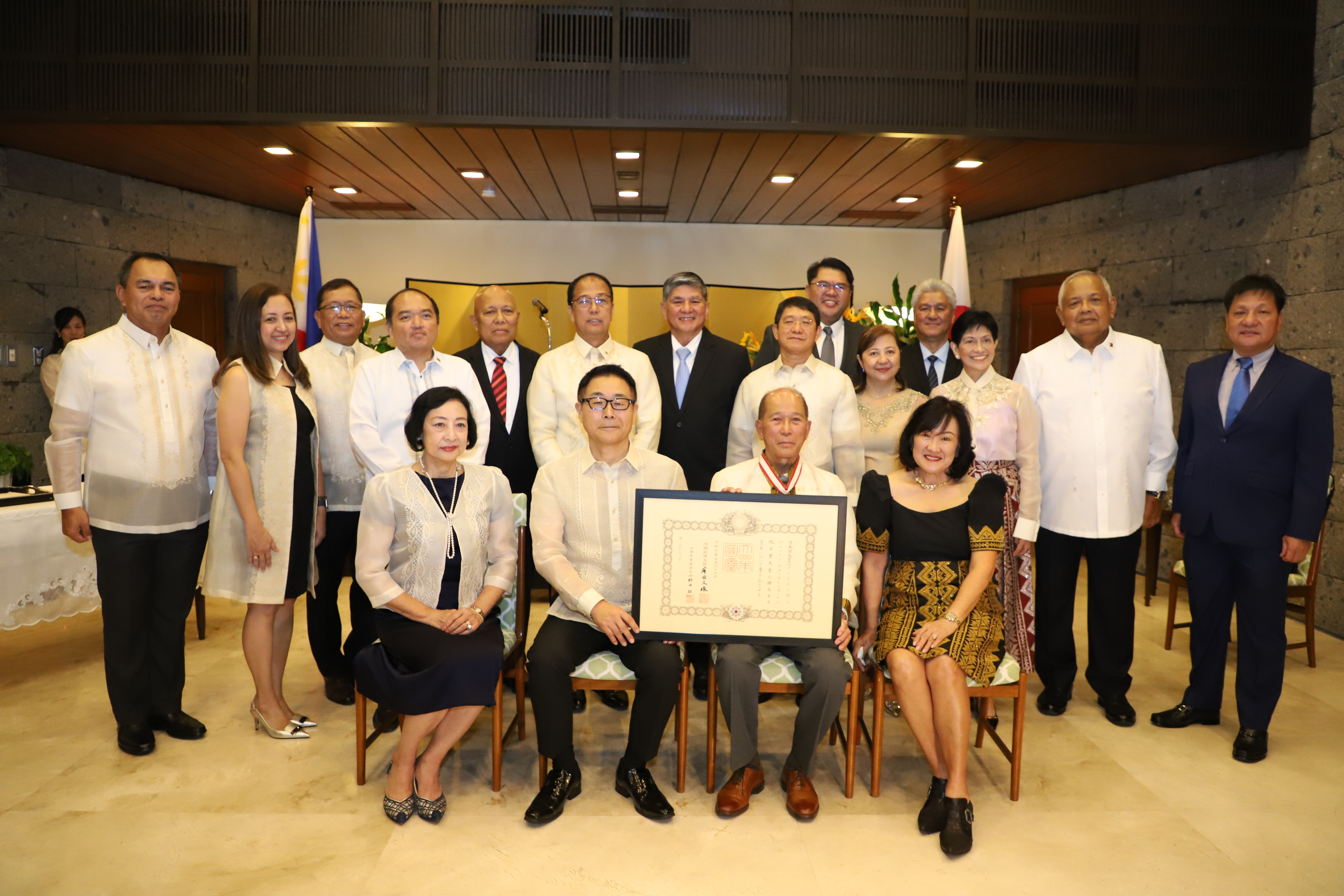 Former Defense Secretary Lorenzana with DND colleagues